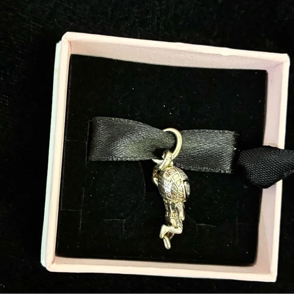 Pandora Spiderman Charm Retired - Picture 2 of 4